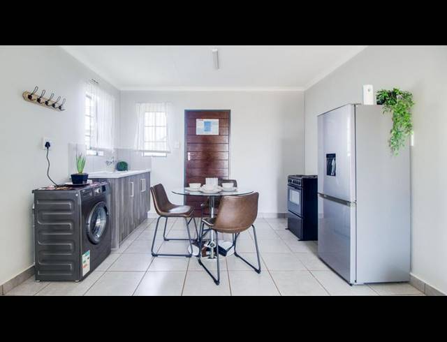3 BEDROOM HOUSE FOR SALE IN CRYSTAL PARK